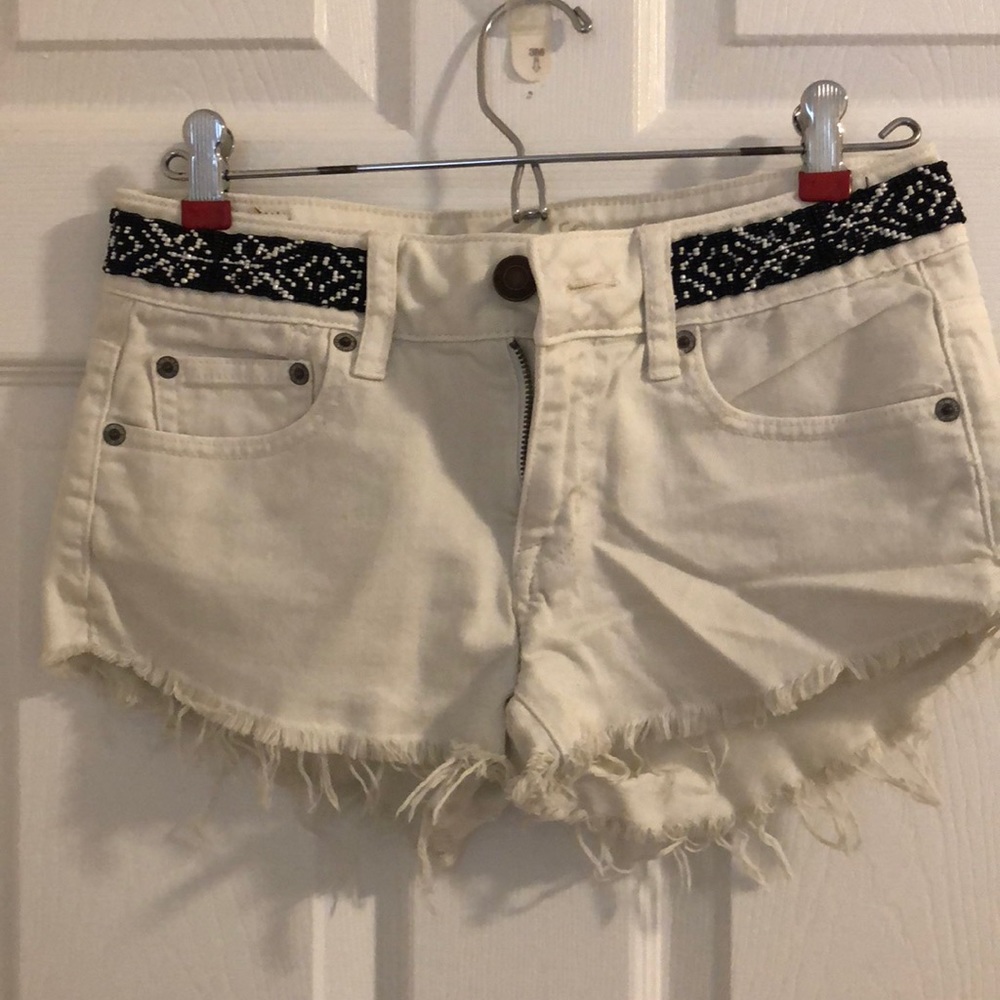 American Eagle shorts with beaded waist